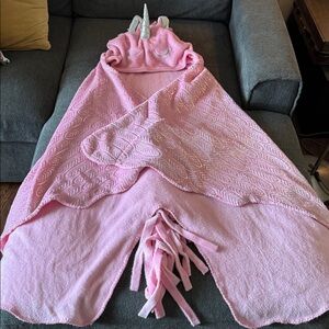 Justice Pink Fleece Unicorn Hooded Blanket